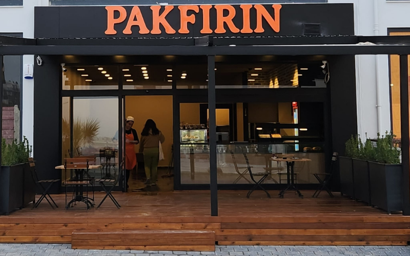 Pakfırın Stadyum Mağazası Elifsu Uludağ Caddesi'nde Açıldı