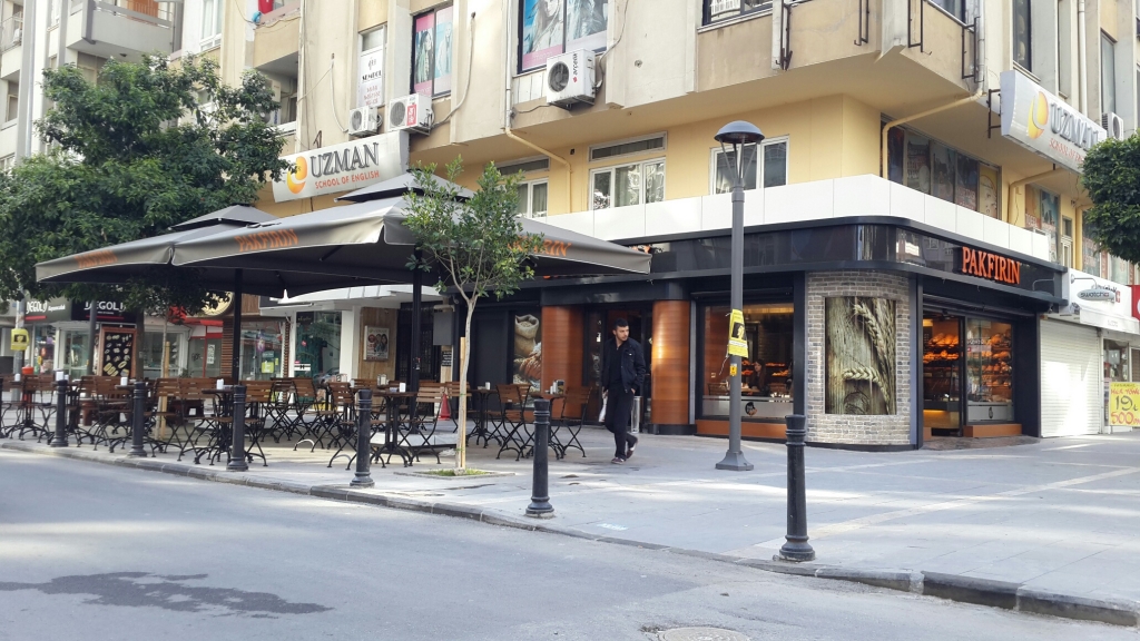 Atatürk Caddesi